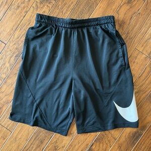 Nike Men's Sportswear BB GX Graphic Club Fleece Shorts Size mens Medium